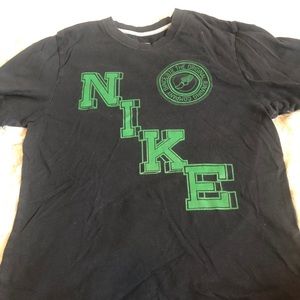 Nike tshirt